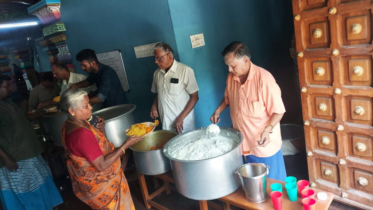 Anusham Annadhanam was performed at NORTH GOPALAPURAM SLUM AREA CHENNAI. ON  20.06.2024 (THURSDAY) AT 11.00 AM